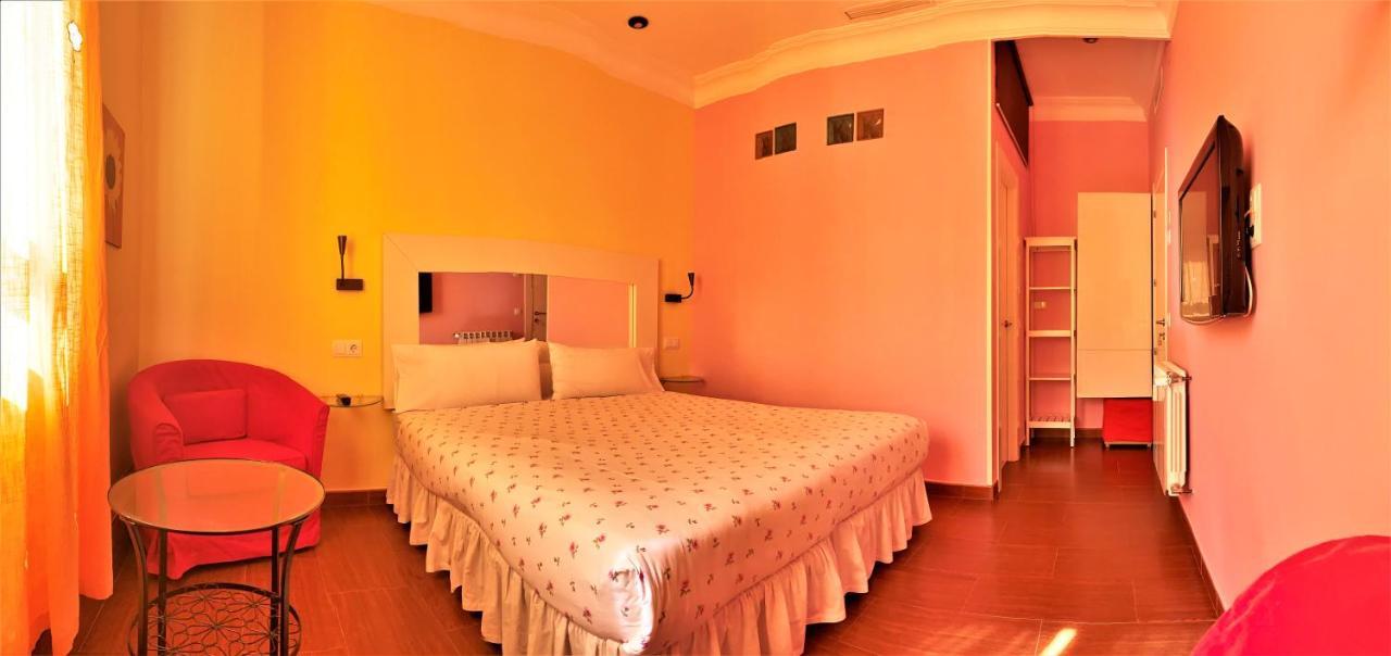 Hostal Arco Iris Madrid Dış mekan fotoğraf