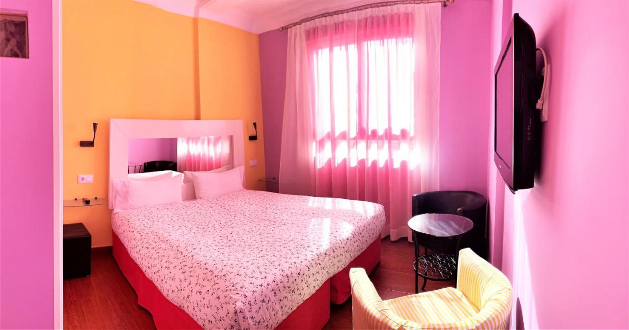 Hostal Arco Iris Madrid Dış mekan fotoğraf