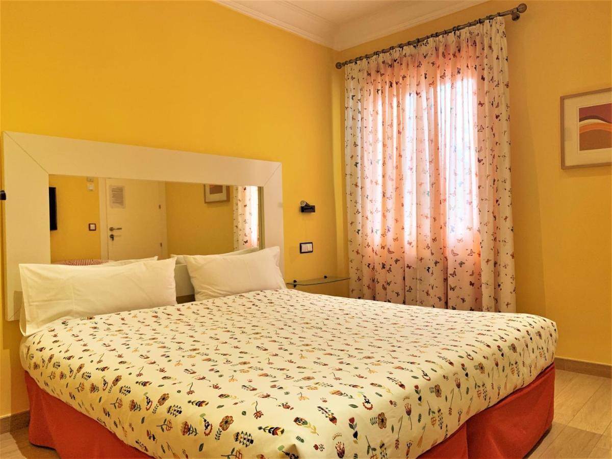 Hostal Arco Iris Madrid Dış mekan fotoğraf