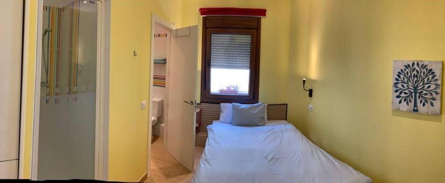Hostal Arco Iris Madrid Dış mekan fotoğraf